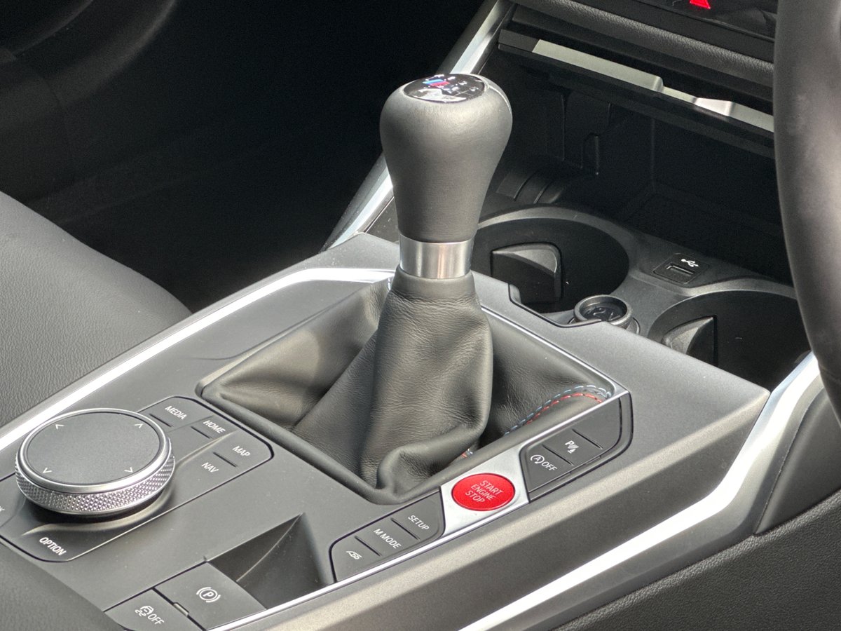 BMW M2 の6速MTのシフトレバー